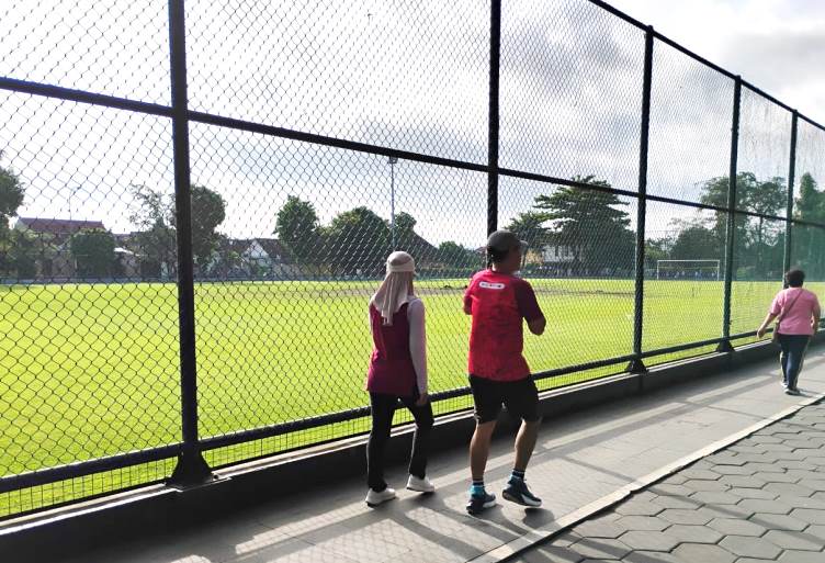 Mengenal Lapangan Karang Tengah: Tempat Bermain yang Menyatu dengan Budaya Cilacap